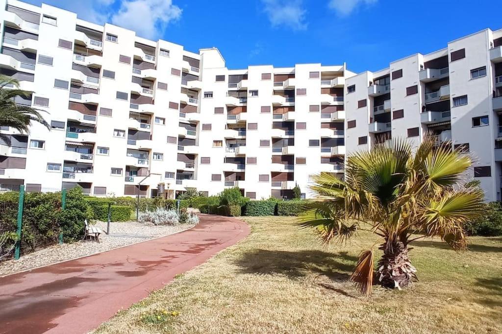 Appartement A 5Mn De La Mer Et Du Village De Noel - Draps Et Serviettes Non Fournis Le Barcarès Exterior foto